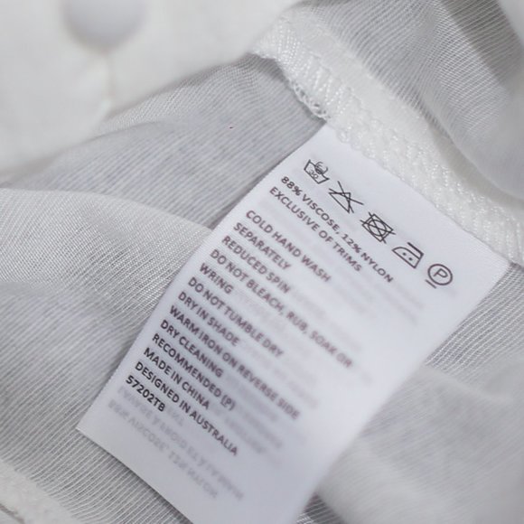 NWT Collared Necktie Ivory Work Blouse. - Picture 5 of 9